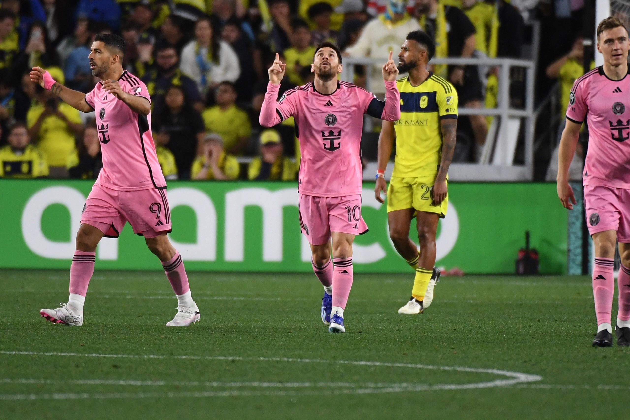 VAR判罚再引争议，梅西对阵曼城裁判判点引发巨大争议的简单介绍